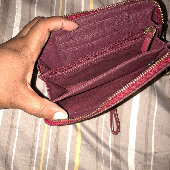 Fossil Wallet Wristlet - Picture 3 of 3